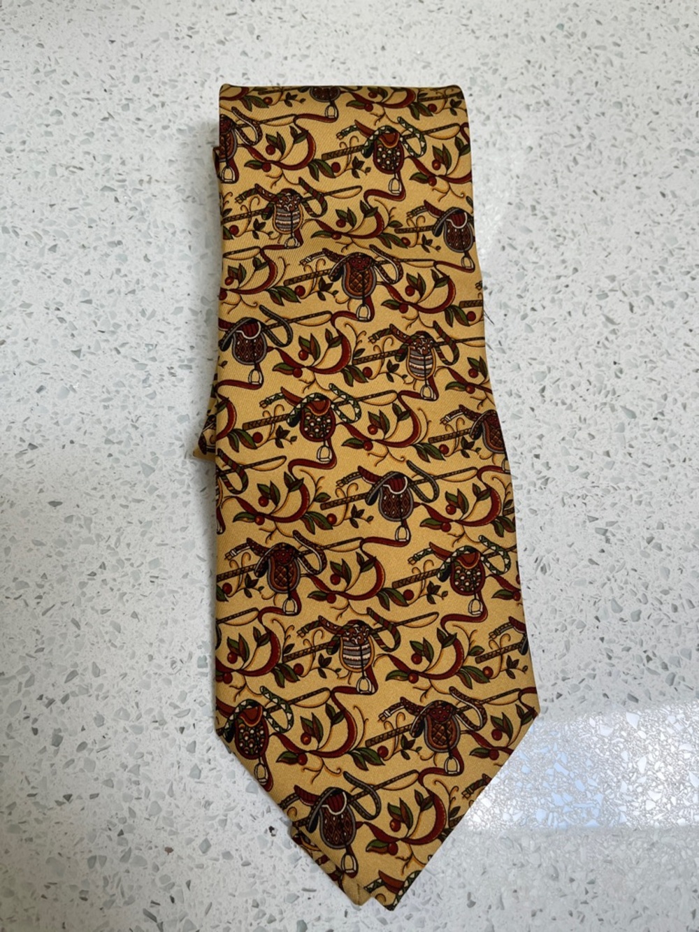 Salvatore Ferragamo Tie
Made in Italy
100% silk
